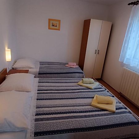 Apartment Miro- 5 Km From Opatija 마툴지 외부 사진