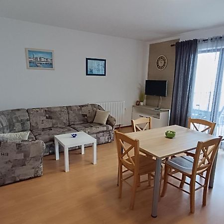 Apartment Miro- 5 Km From Opatija 마툴지 외부 사진