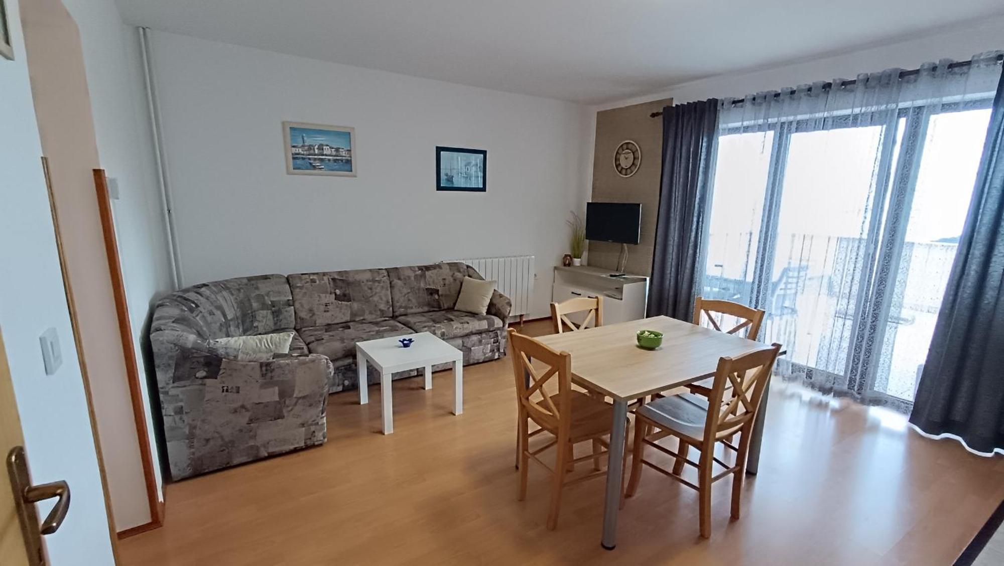 Apartment Miro- 5 Km From Opatija 마툴지 외부 사진