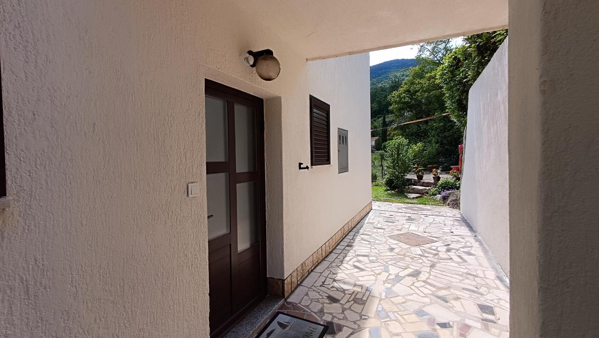 Apartment Miro- 5 Km From Opatija 마툴지 외부 사진