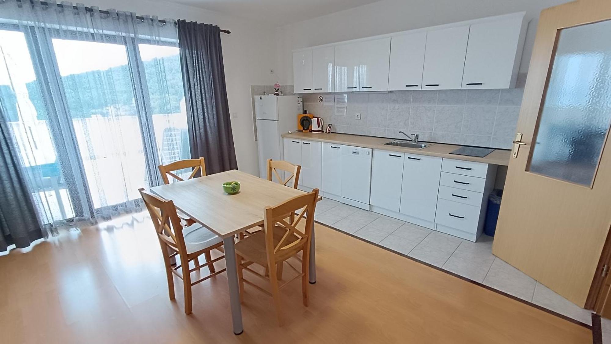 Apartment Miro- 5 Km From Opatija 마툴지 외부 사진