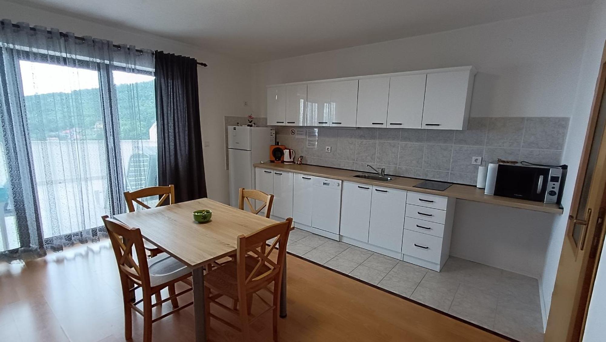 Apartment Miro- 5 Km From Opatija 마툴지 외부 사진